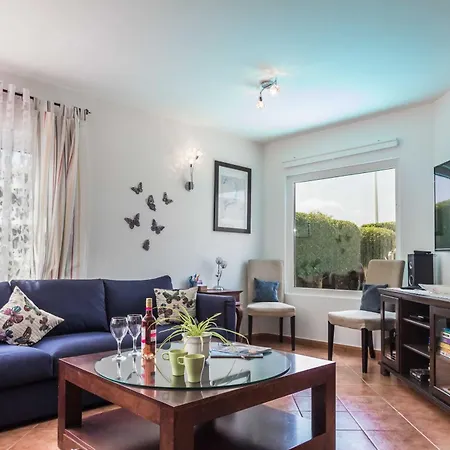 Charming 4 Bedrooms Tarez Private Pool *