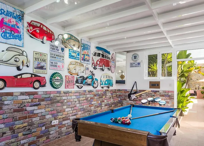 别墅 Charming 4 Bedrooms Tarez Private Pool 卡门港