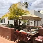 Charming 4 Bedrooms Tarez Private Pool