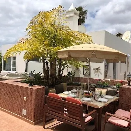 Charming Puerto Del Carmen 4 Bedrooms Tarez Private Pool Close To The Old Town