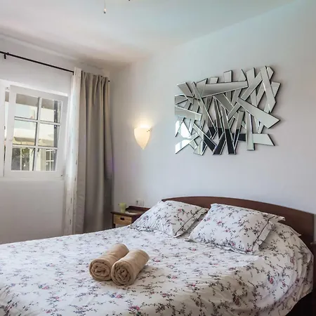 Charming Puerto Del Carmen 4 Bedrooms Tarez Private Pool Close To The Old Town Puerto del Carmen (Lanzarote)
