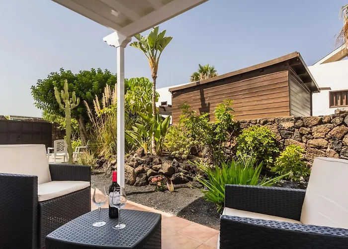 Charming 4 Bedrooms Tarez Private Pool * Puerto del Carmen (Lanzarote)