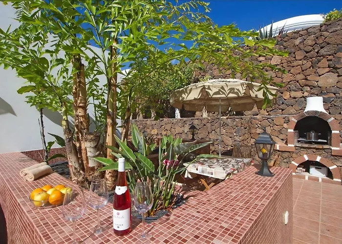 Charming 4 Bedrooms Tarez Private Pool Villa